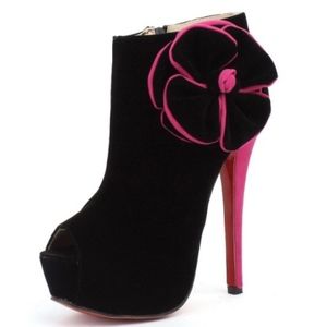 Black Suede Zipper Bootie w Rosette Embelishment